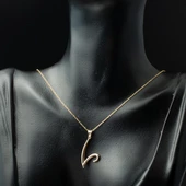 V Harfi 14 Ayar Altın Kolye thumbnail 2