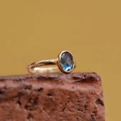 14 Ayar Altın Mavi Taşlı Eklem Yüzük thumbnail 2