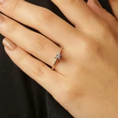 Pırlanta Tektaş Yüzük thumbnail 1