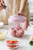 İpli El Rondosu 5 Çelik Bıçaklı Büyük Boy Sebze Meyve Et Soğan Doğrayıcı Blender Rende Pembe - 1