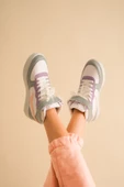 Uzun Bilekli Spor Sneakers Ayakkabı - 1