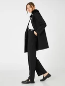 Koton Kadın Kruvaze Kaşe Kaban Peluş Detaylı - 1