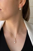 14 Ayar Altın 6 mm Zirkon Taşlı Damla İçinde Doğal İnci Küpe Kolye İkili Set - 1