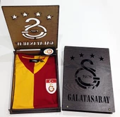 Galatasaray Forma Metin Oktay Hediyelik Kutulu Tshirt - 1