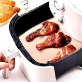 50 Adet Air Fryer Pişirme Kağıdı Tek Kullanımlık Yağ Su Geçirmez Yapışmaz Deliksiz Düz Kare Model thumbnail 4