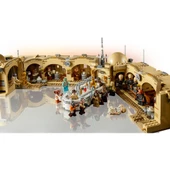 LEGO Star Wars 75290 Mos Eisley Cantina (3187 Parça) - 4