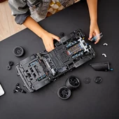 LEGO Technic 42127 Batman – Batmobil (1360 Parça) thumbnail 8