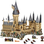 LEGO Harry Potter 71043 Hogwarts Castle (6020 Parça) - 1
