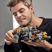 LEGO Technic 42083 Bugatti Chiron Araba (3599 Parça) - 5