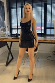 Saks Mavisi Payet Kumaş Zincir Detaylı Değaje Yaka Sırt Dekolteli Kadın Elbise Ergü1515-3 - 1