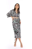 MODATALİKA'nın Zebra Desenli Kadın İkili Takımı ile şıklığınızı bir üst seviyeye taşıyın. thumbnail 7