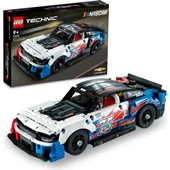 LEGO Technic 42153 NASCAR Yeni Nesil Chevrolet Camaro ZL1 (672 Parça) - 1