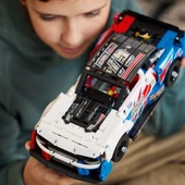 LEGO Technic 42153 NASCAR Yeni Nesil Chevrolet Camaro ZL1 (672 Parça) - 6