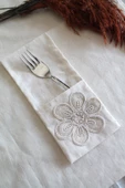 6 Adet Çiçek Dantelli Krem Keten Kaşıklık Servis Sunum - Table Decor - 5