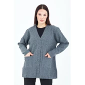 Kadın Gri V Yaka Düğmeli Cepli Örgü Yün Anne Triko Kısa Hırka - 2