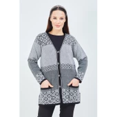 Fresh&Moda Kadın Siyah Beyaz  Desenli Triko Düğmeli Cepli Kışlık Anne Hırkası - 1