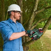 Bosch Universalchain 18 Akülü Zincirli Ağaç Kesme Makinesi 2,5Ah Tek Akü - 06008b8000 - 4