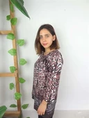 Desenli Kadın Bluz thumbnail 2