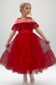 Kız Çocuk Yakası Transparan Omzu Açık Göğsü ve Kolları Güpür İşlemeli Kırmızı Abiye thumbnail 1