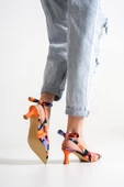 Minipony Turuncu Batik Stiletto Kısa Topuklu Ayakkabı - 3