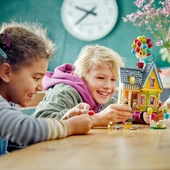 LEGO Disney 43217 Pixar ‘Yukarı Bak’ Evi (598 Parça) - 10