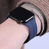 Polham Apple Watch 1,2,3,4,5,6,7,8 için 42-44-45MM Uyumlu Silikon Kayış, Manyetik Tokalı Kordon - 6