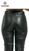 Cepsiz Siyah Hakiki Deri Pantolon Adel ile Şık ve Fit Bir Kombinasyon - 8