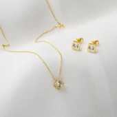 Kare Model Tektaşlı 14 Ayar Altın Set Takımı thumbnail 2