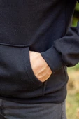Erkek Siyah Baskısız Basic Oversize Kapüşonlu Kanguru Cep Uzun Kollu Kalın Sweatshirt 23ESWTCKAG - 5
