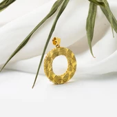 14 Ayar Altın İşlemeli O Harfi Kolye Ucu thumbnail 5