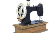 Dekoratif Metal Dikiş Makinesi Kutulu Biblo Hediyelik thumbnail 5