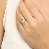 925 Ayar Beyaz Gümüş Zikzak Yüzük thumbnail 1