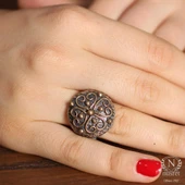 925 Ayar Gümüş ve Bronz Karışımı Desenli Yuvarlak Yüzük thumbnail 1