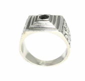 925 Ayar Gümüş Oniks Taşlı Piramit Modeli Erkek Yüzük thumbnail 2