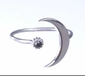 925 Ayar Gümüş Taşlı Ay Modeli Yüzük thumbnail 4