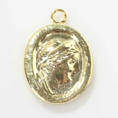 925 Ayar Gümüş Bayan Figür Madalyon Kolye Ucu thumbnail 3