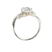 925 Ayar Gümüş Tektaş Yanı Taşlı 1,30 crt Görünümlü Yüzük thumbnail 5