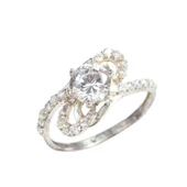 925 Ayar Gümüş Tektaş Yanı Taşlı 1,30 crt Görünümlü Yüzük thumbnail 7