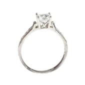 925 Ayar Gümüş Tektaş Yanı Taşlı 0,90 crt Görünümlü Yüzük thumbnail 4