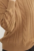 Saç Örgü Sıfır Yaka Triko Kazak - Kamel thumbnail 5