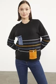 Blok Cepli Renk Çizgili Triko Kazak - Siyah thumbnail 2