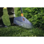 Fiskars Solid Geniş Yaprak Tırmığı ve Süpürgesi 135016-1003465 - 5