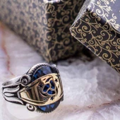 Tekilatı Mahsusa Simgeli Zirkon Taşlı Gümüş Yüzük thumbnail 1