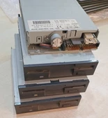 FLOPPY DİSKET SÜRÜCÜ 1.44 . - 2