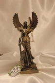 Avukat Adalet Kadın Heykeli Themis Terazi Kanatlı thumbnail 2
