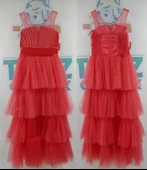 Önü Kısa Arkası Uzun Kat Kat Tül Etekli Kız Çocuk Abiye Elbise thumbnail 3