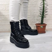 M.P 1425 Siyah Rugan 4cm Tabanlı İçi Tüylü Polar Parlak Kadın Bot - 5