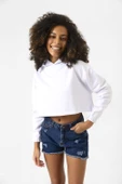 Basic Optik Beyaz Kapüşonlu Crop Sweatshirt thumbnail 3