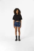 Basic Siyah Oversize Crop Tshirt thumbnail 2