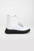 Rugan Streç Taşlı Kalın Taban Beyaz Kadın Bot thumbnail 5